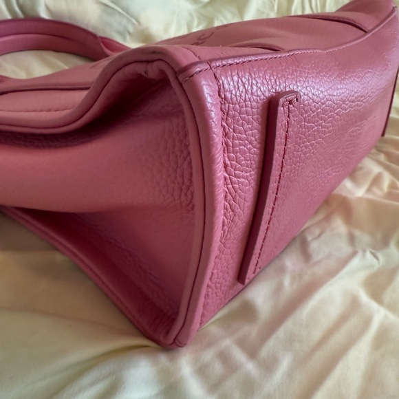 Marc Jacobs Vibrant Pink Medium Tote Bag - Picture 5 of 7